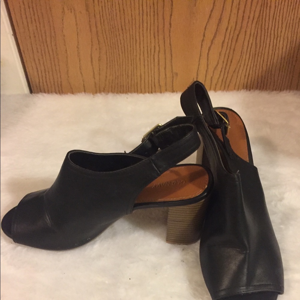 Old navy open toe booties